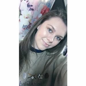 Meet your Posher, Alyvia